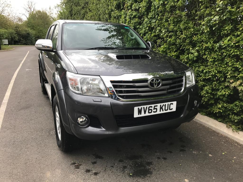 Toyota Hilux 2.5 I-CON (2) - Evems Limited - Good quality fire engines for sale