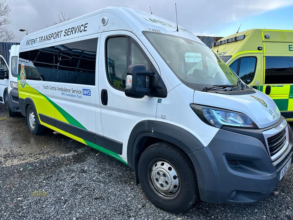 Front line UK Ambulances, Paramedic and HUD vehicles